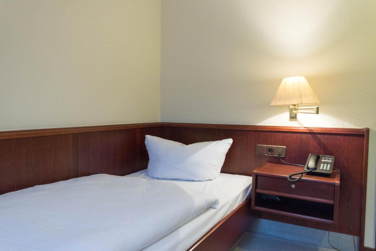 Hotel Altdeutsche Weinstuben Freyburg Eksteriør bilde
